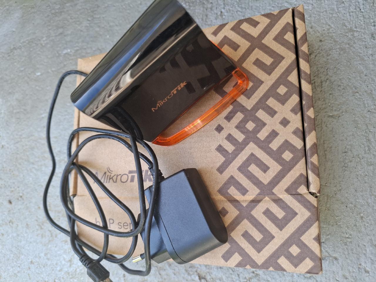 Mini Roteador MikroTik hAP - 2