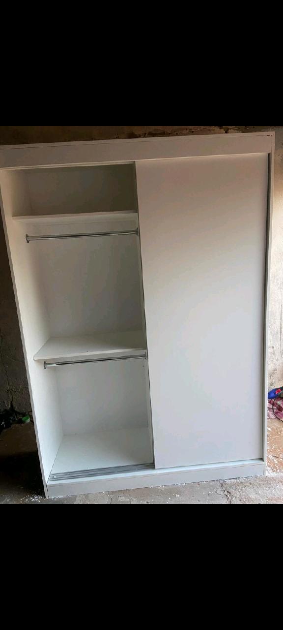 Guarda roupa - 2